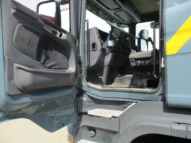 Scania R420 CB 8x4 MNZ R420 CB 8x4 MNZ, Retarder, Euro4 - Hákový nosič kontejnerů: obrázek 3 Scania R420 CB 8x4 MNZ R420 CB 8x4 MNZ, Retarder, Euro4 - Hákový nosič kontejnerů: obrázek 3