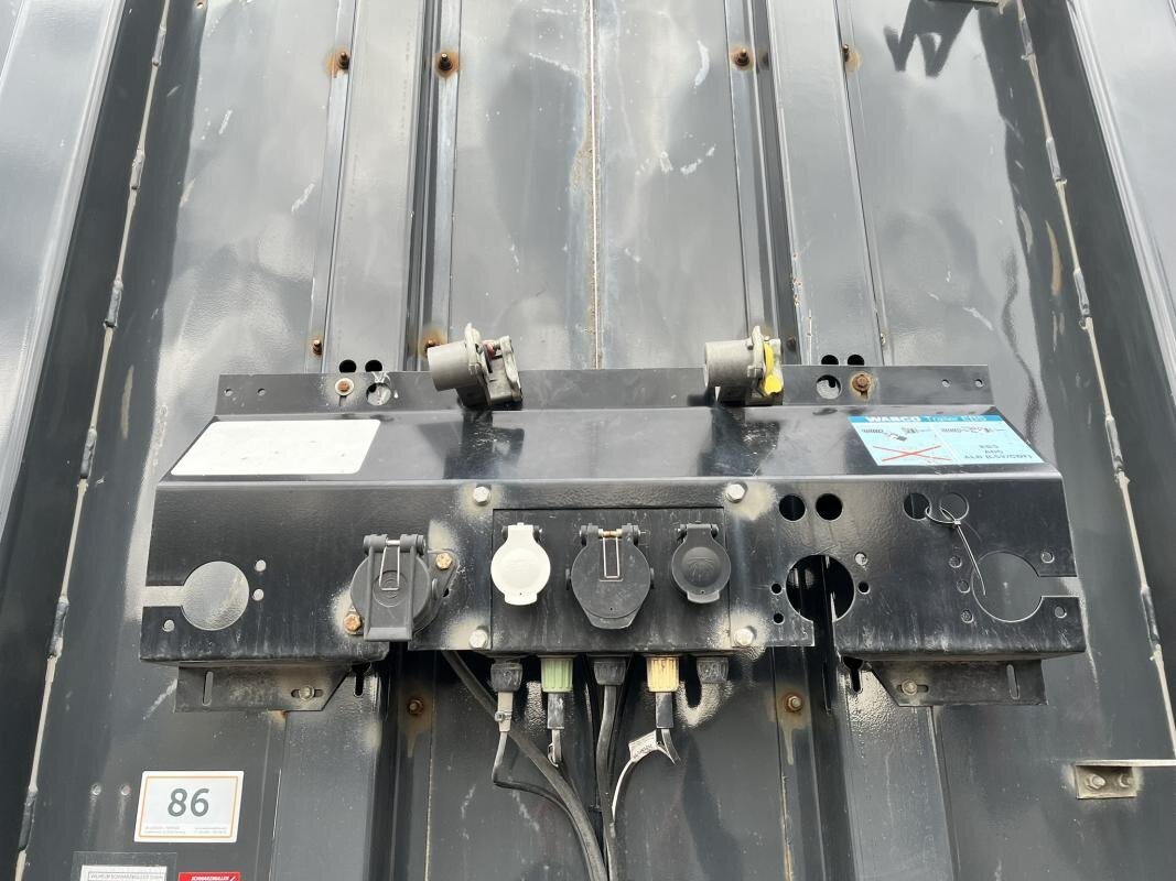Schwarzmüller 3-Achs Holzauflieger 3-Achs Holzauflieger, Liftachse, MEHRFACH VORHANDEN! - Klanicový návěs: obrázek 5 Schwarzmüller 3-Achs Holzauflieger 3-Achs Holzauflieger, Liftachse, MEHRFACH VORHANDEN! - Klanicový návěs: obrázek 5