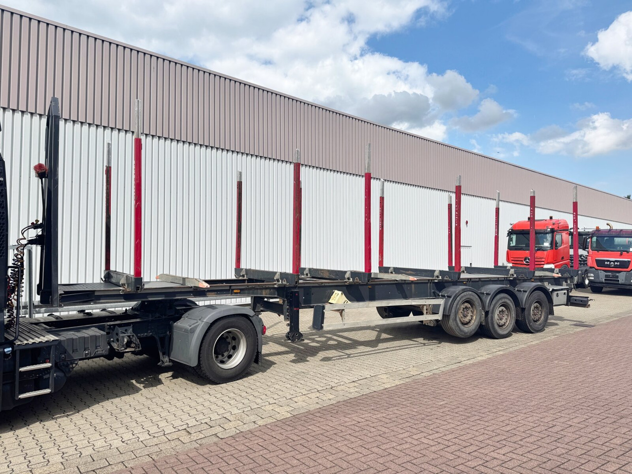 Schwarzmüller 3-Achs Holzauflieger 3-Achs Holzauflieger, Liftachse, MEHRFACH VORHANDEN! - Klanicový návěs: obrázek 1 Schwarzmüller 3-Achs Holzauflieger 3-Achs Holzauflieger, Liftachse, MEHRFACH VORHANDEN! - Klanicový návěs: obrázek 1