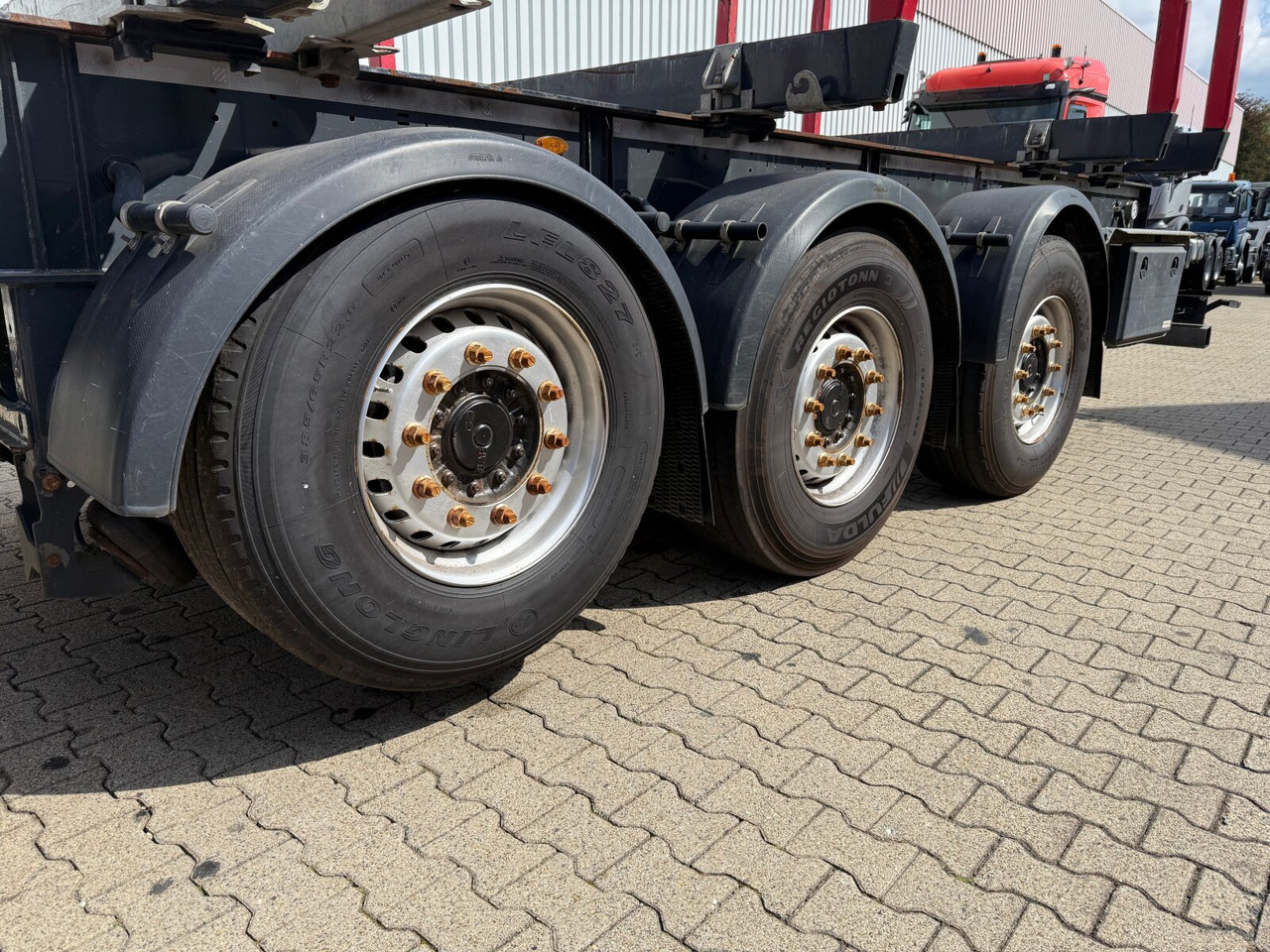 Klanicový návěs Schwarzmüller 3-Achs Holzauflieger 3-Achs Holzauflieger, Liftachse, MEHRFACH VORHANDEN!: obrázek 11 Klanicový návěs Schwarzmüller 3-Achs Holzauflieger 3-Achs Holzauflieger, Liftachse, MEHRFACH VORHANDEN!: obrázek 11