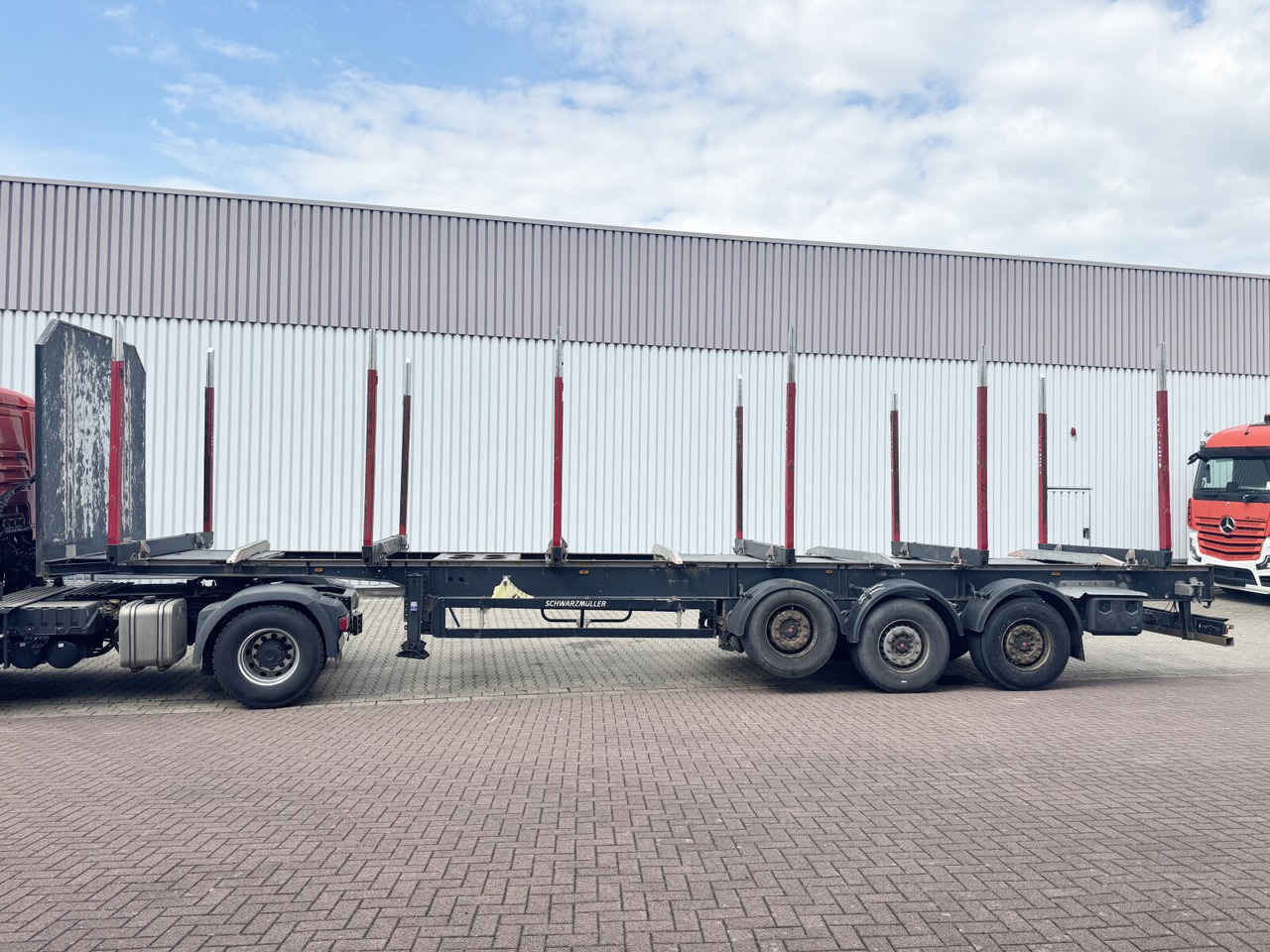 Schwarzmüller 3-Achs Holzauflieger 3-Achs Holzauflieger, Liftachse, MEHRFACH VORHANDEN! - Klanicový návěs: obrázek 3 Schwarzmüller 3-Achs Holzauflieger 3-Achs Holzauflieger, Liftachse, MEHRFACH VORHANDEN! - Klanicový návěs: obrázek 3
