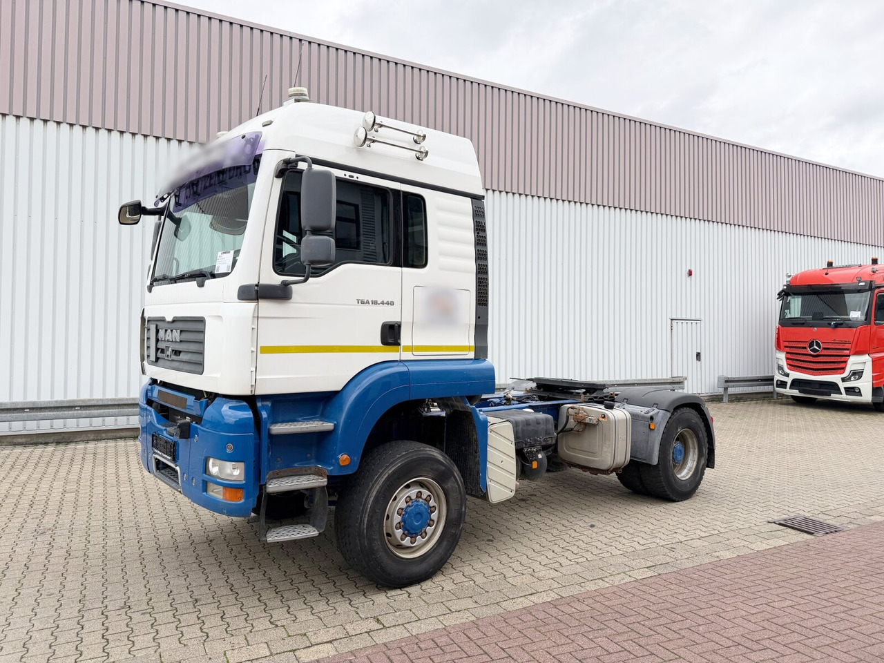 MAN TGA 18.440 4x4 BL TGA 18.440 4x4 BL, Hydraulik - Tahač: obrázek 1 MAN TGA 18.440 4x4 BL TGA 18.440 4x4 BL, Hydraulik - Tahač: obrázek 1