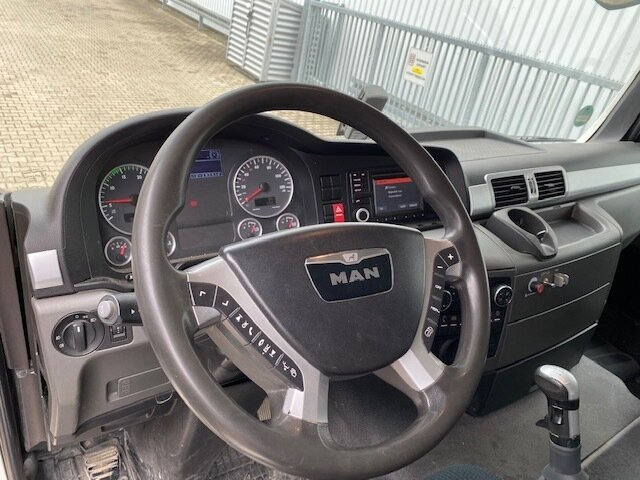 MAN TGS 18.400 4x4H BLS TGS 18.400 4x4H BLS, HydroDrive, Motorabtrieb - Tahač: obrázek 2 MAN TGS 18.400 4x4H BLS TGS 18.400 4x4H BLS, HydroDrive, Motorabtrieb - Tahač: obrázek 2