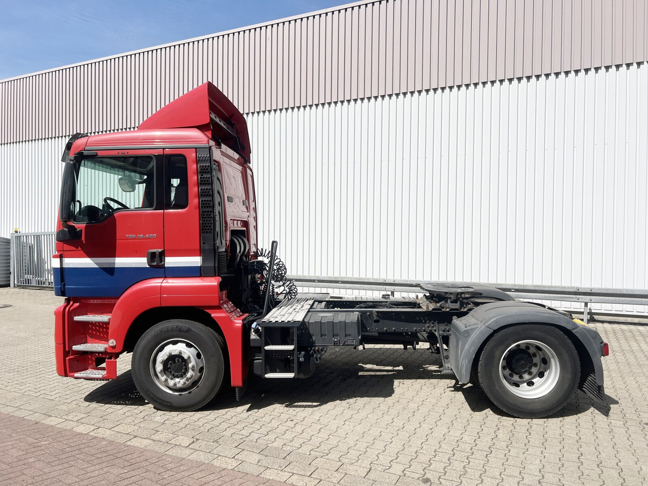 Tahač MAN TGS 18.420/470 4x2 BL TGS 18.420/470 4x2 BL, Navi: obrázek 12 Tahač MAN TGS 18.420/470 4x2 BL TGS 18.420/470 4x2 BL, Navi: obrázek 12