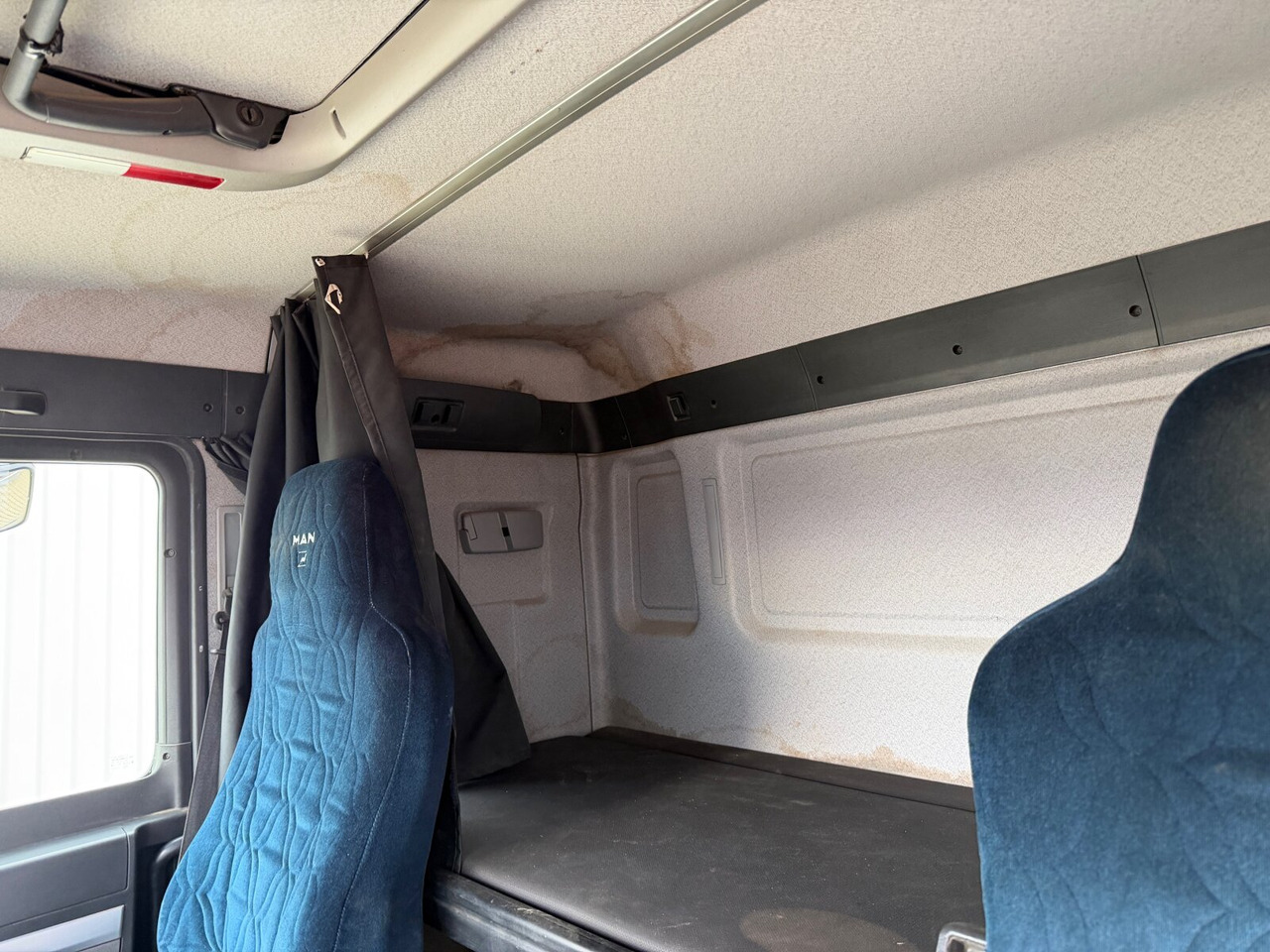 MAN TGS 18.440 4x4H BL TGS 18.440 4x4H BL, HydroDrive, Hydraulik - Tahač: obrázek 5 MAN TGS 18.440 4x4H BL TGS 18.440 4x4H BL, HydroDrive, Hydraulik - Tahač: obrázek 5