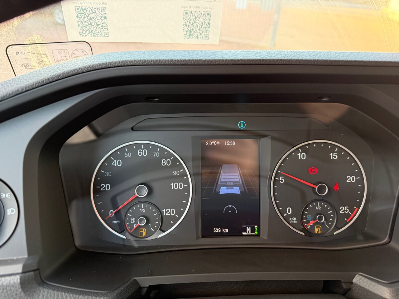 MAN TGS 33.520 6x4 BL SA TGS 33.520 6x4 BL SA, Retarder, LED, Nebenantrieb - Tahač: obrázek 4 MAN TGS 33.520 6x4 BL SA TGS 33.520 6x4 BL SA, Retarder, LED, Nebenantrieb - Tahač: obrázek 4