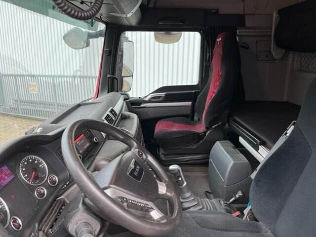 MAN TGX 18.440 4x4H BL TGX 18.440 4x4H BL, HydroDrive, SZM - Tahač: obrázek 4 MAN TGX 18.440 4x4H BL TGX 18.440 4x4H BL, HydroDrive, SZM - Tahač: obrázek 4