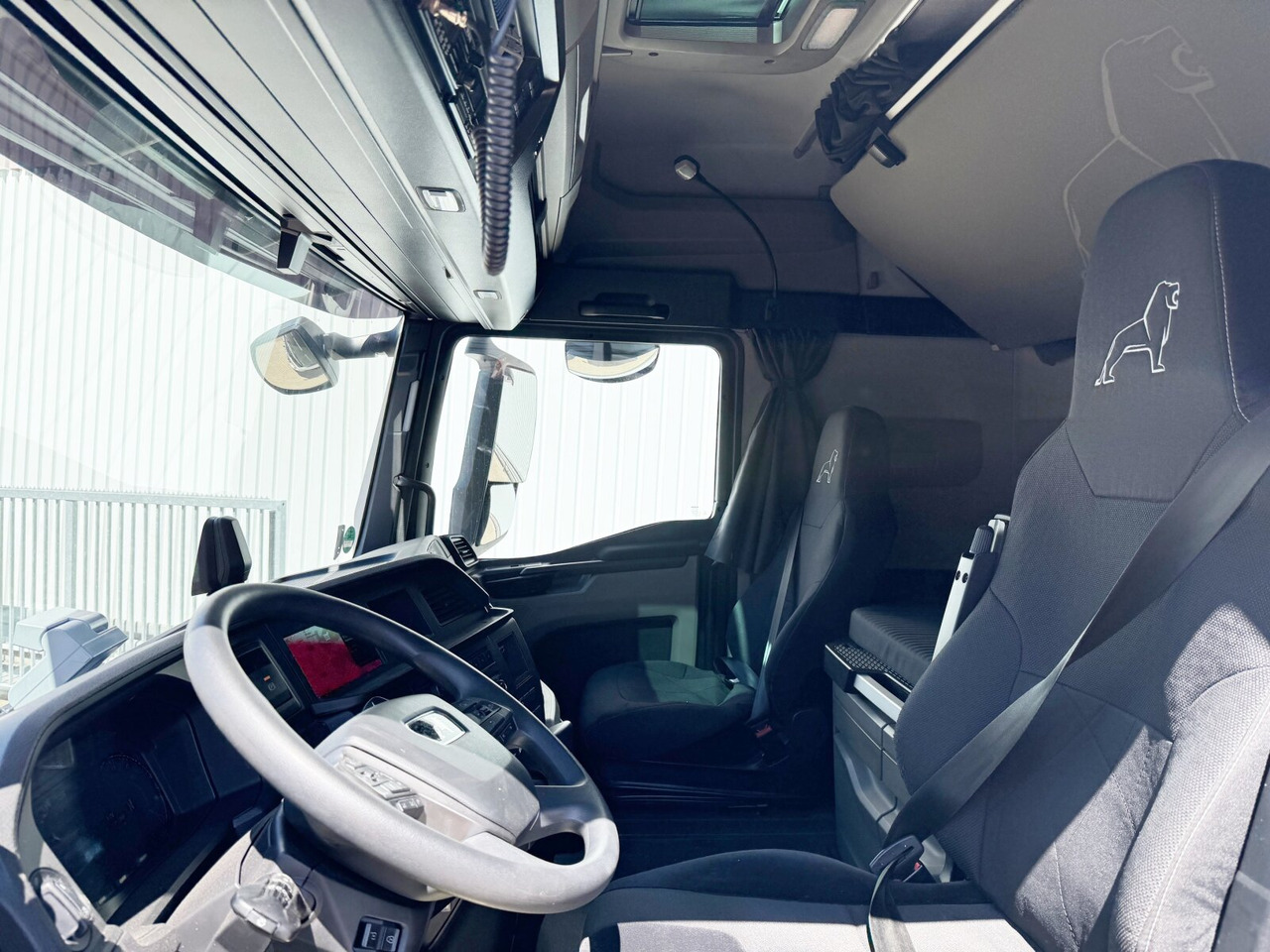 MAN TGX 18.470 4x2 BL TGX 18.470 4x2 BL, Retarder, Navi - Tahač: obrázek 2 MAN TGX 18.470 4x2 BL TGX 18.470 4x2 BL, Retarder, Navi - Tahač: obrázek 2