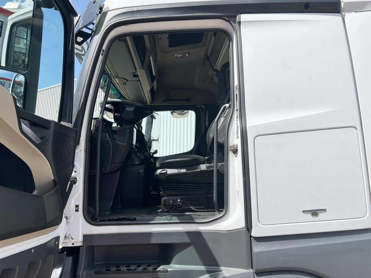 Mercedes-Benz Actros 1842 LS 4x2 Actros 1842 LS 4x2, 3x VORHANDEN - Tahač: obrázek 5 Mercedes-Benz Actros 1842 LS 4x2 Actros 1842 LS 4x2, 3x VORHANDEN - Tahač: obrázek 5