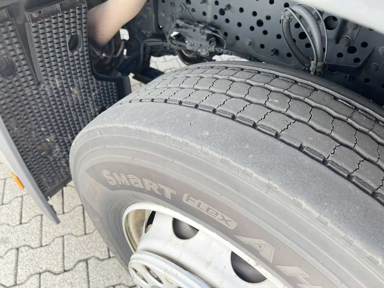 Mercedes-Benz Actros 1842 LS 4x2 Actros 1842 LS 4x2, 3x VORHANDEN - Tahač: obrázek 4 Mercedes-Benz Actros 1842 LS 4x2 Actros 1842 LS 4x2, 3x VORHANDEN - Tahač: obrázek 4