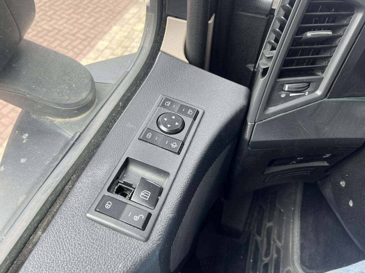 Mercedes-Benz Actros 1843 LS 4x2 Actros 1843 LS 4x2, Retarder - Tahač: obrázek 5 Mercedes-Benz Actros 1843 LS 4x2 Actros 1843 LS 4x2, Retarder - Tahač: obrázek 5