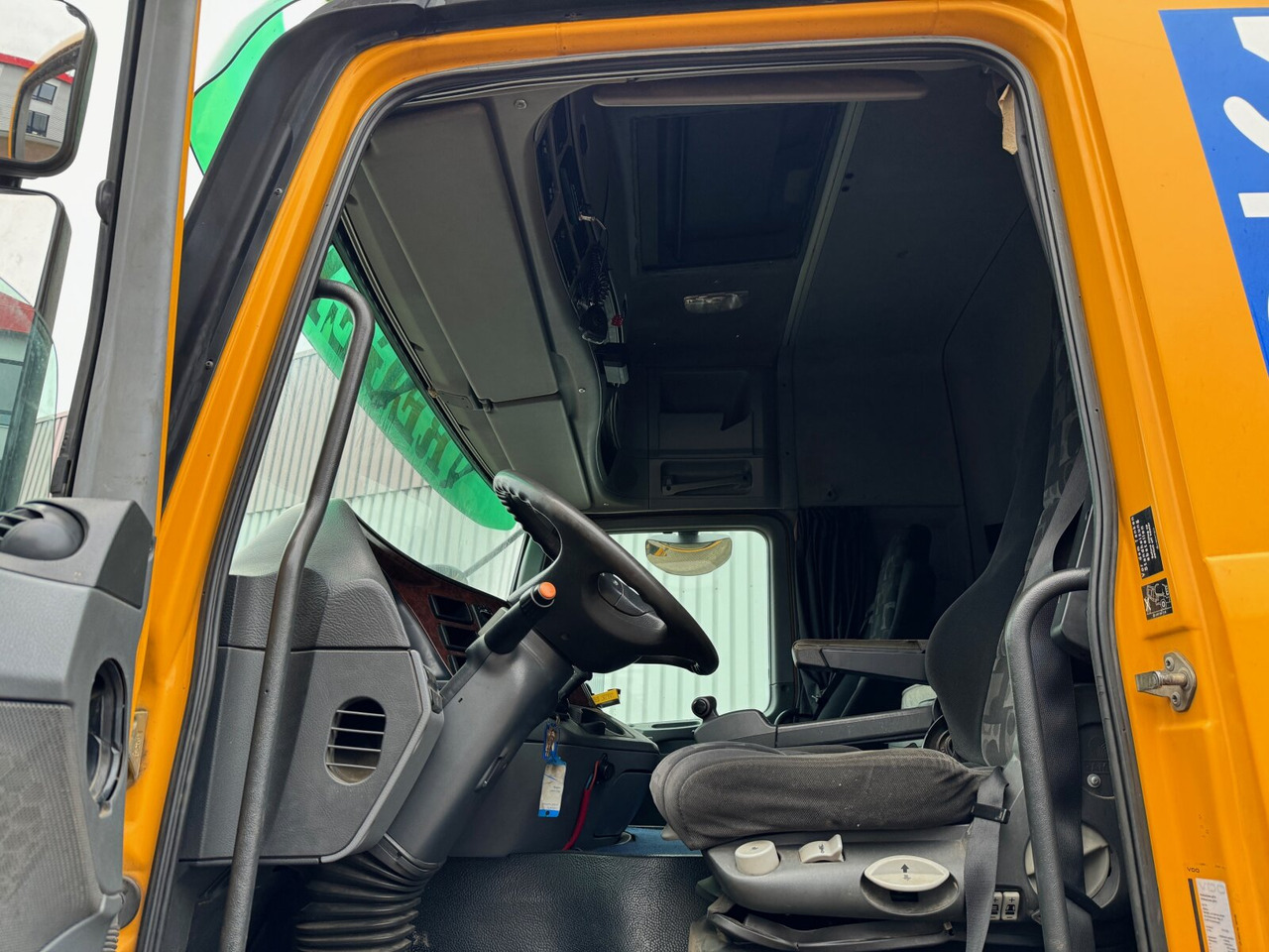 Mercedes-Benz Actros 2654 LS 6x4 Actros 2654 LS 6x4, Retarder, Hydraulik, 100T, V8-Motor - Tahač: obrázek 3 Mercedes-Benz Actros 2654 LS 6x4 Actros 2654 LS 6x4, Retarder, Hydraulik, 100T, V8-Motor - Tahač: obrázek 3