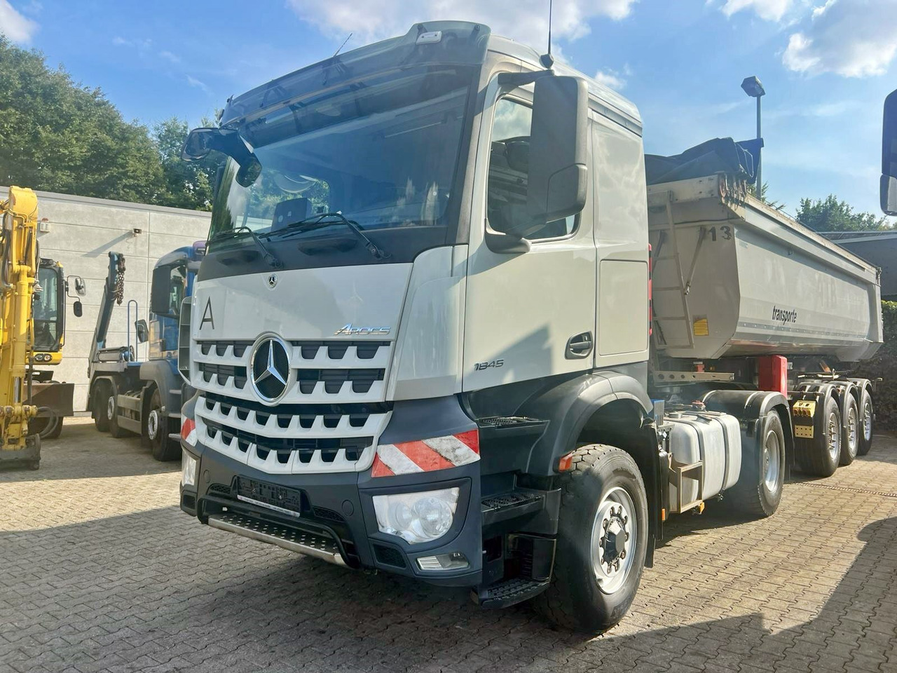 Mercedes-Benz Arocs 1845 LS 4x4 HAD Arocs 1845 LS 4x4 HAD - Tahač: obrázek 1 Mercedes-Benz Arocs 1845 LS 4x4 HAD Arocs 1845 LS 4x4 HAD - Tahač: obrázek 1