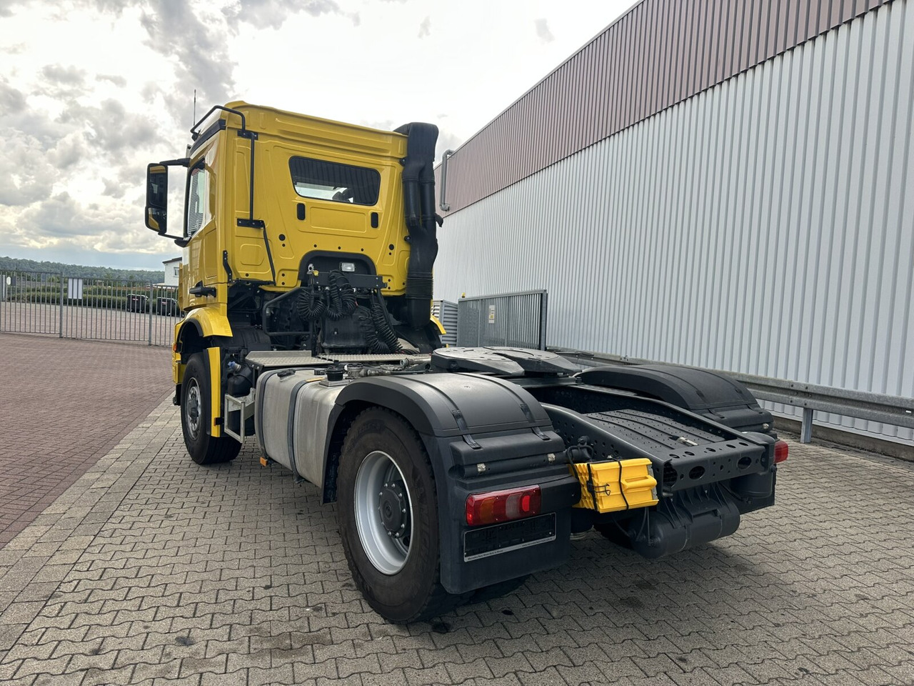 Tahač Mercedes-Benz Arocs 1851 LS 4x4 HAD Arocs 1851 LS 4x4 HAD, Hydraulik, Navi, MultimediaCockpit: obrázek 12