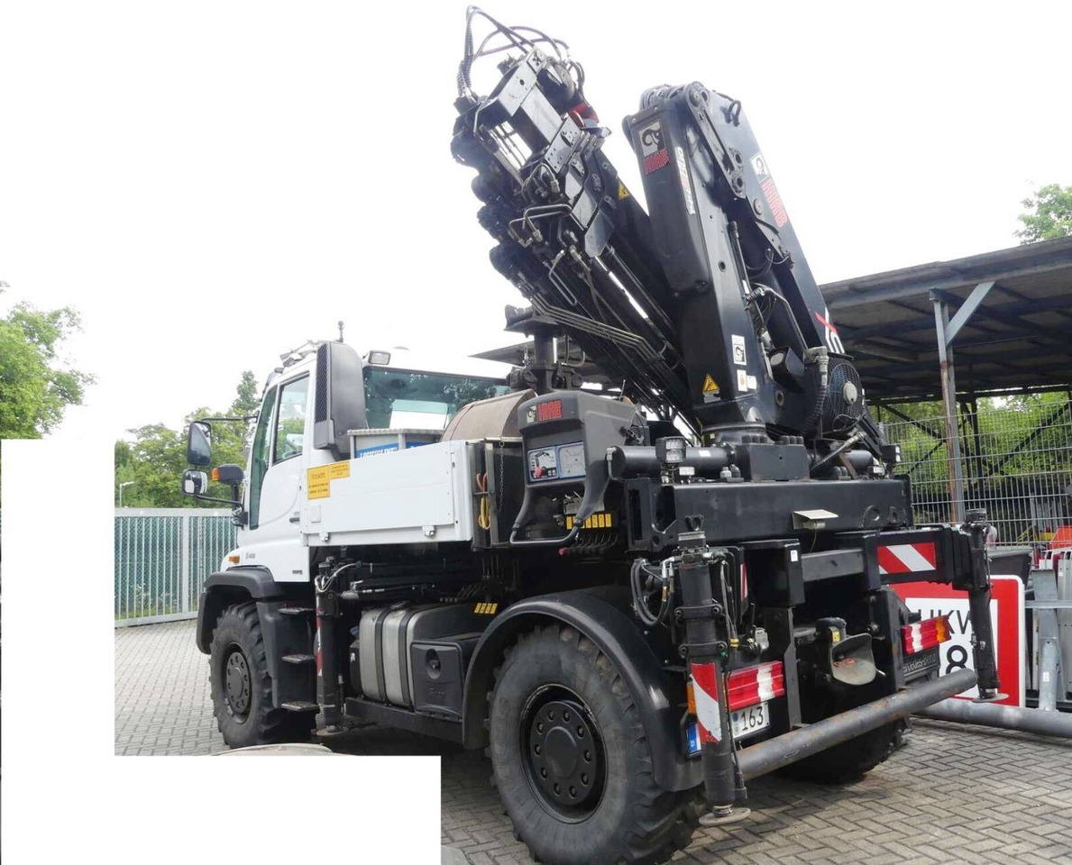 Unimog U400 4x4 U400 4x4, Frontzapfwelle, Heckkran Hiab XS 144-E4 HiDuo, Seilwinde, Funk - Autojeřáb: obrázek 2 Unimog U400 4x4 U400 4x4, Frontzapfwelle, Heckkran Hiab XS 144-E4 HiDuo, Seilwinde, Funk - Autojeřáb: obrázek 2