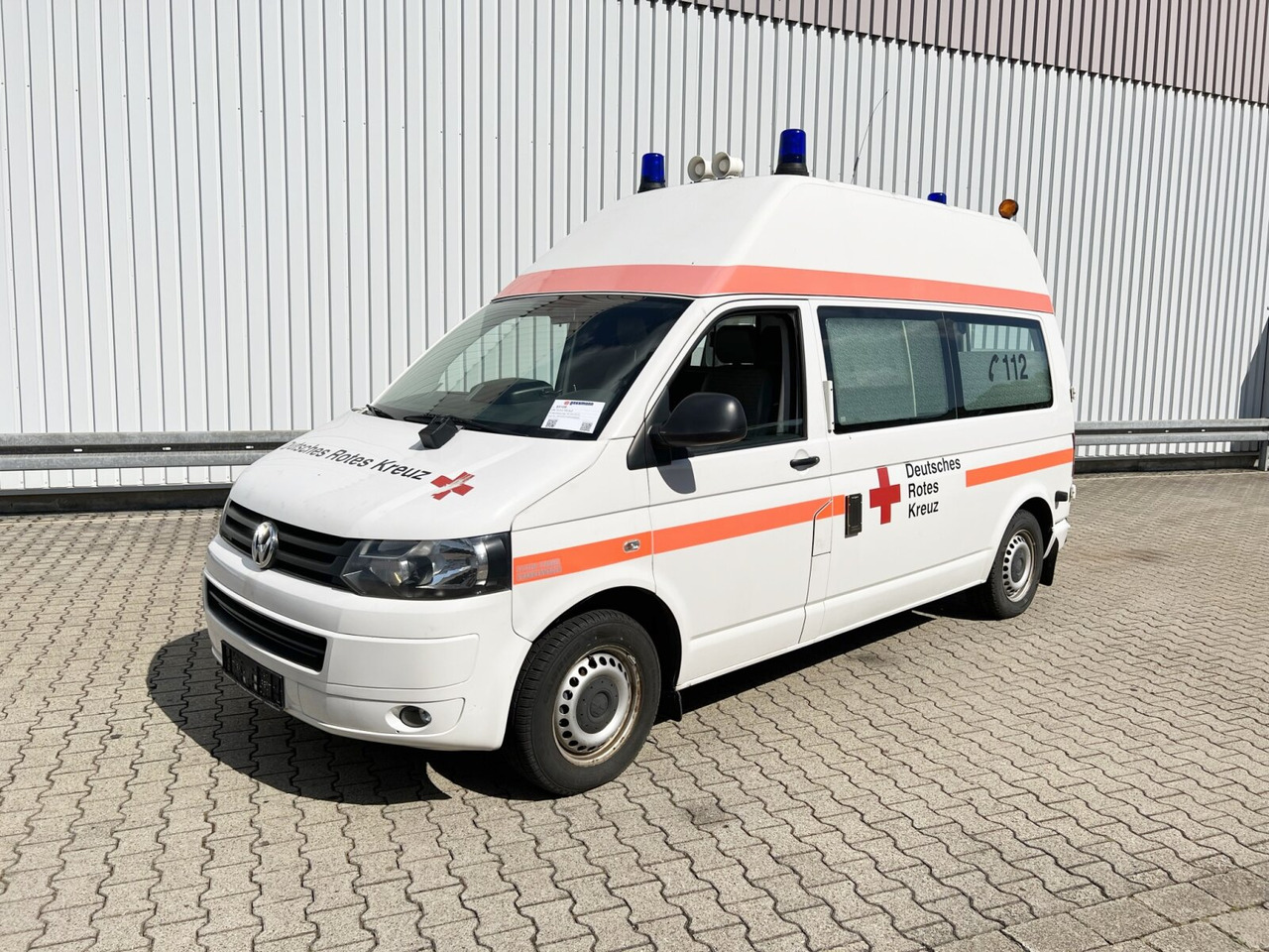 Volkswagen T5 2.0 TDI 4x2 T5 2.0 TDI 4x2, Krankenwagen - Pohotovostní vůz: obrázek 1 Volkswagen T5 2.0 TDI 4x2 T5 2.0 TDI 4x2, Krankenwagen - Pohotovostní vůz: obrázek 1
