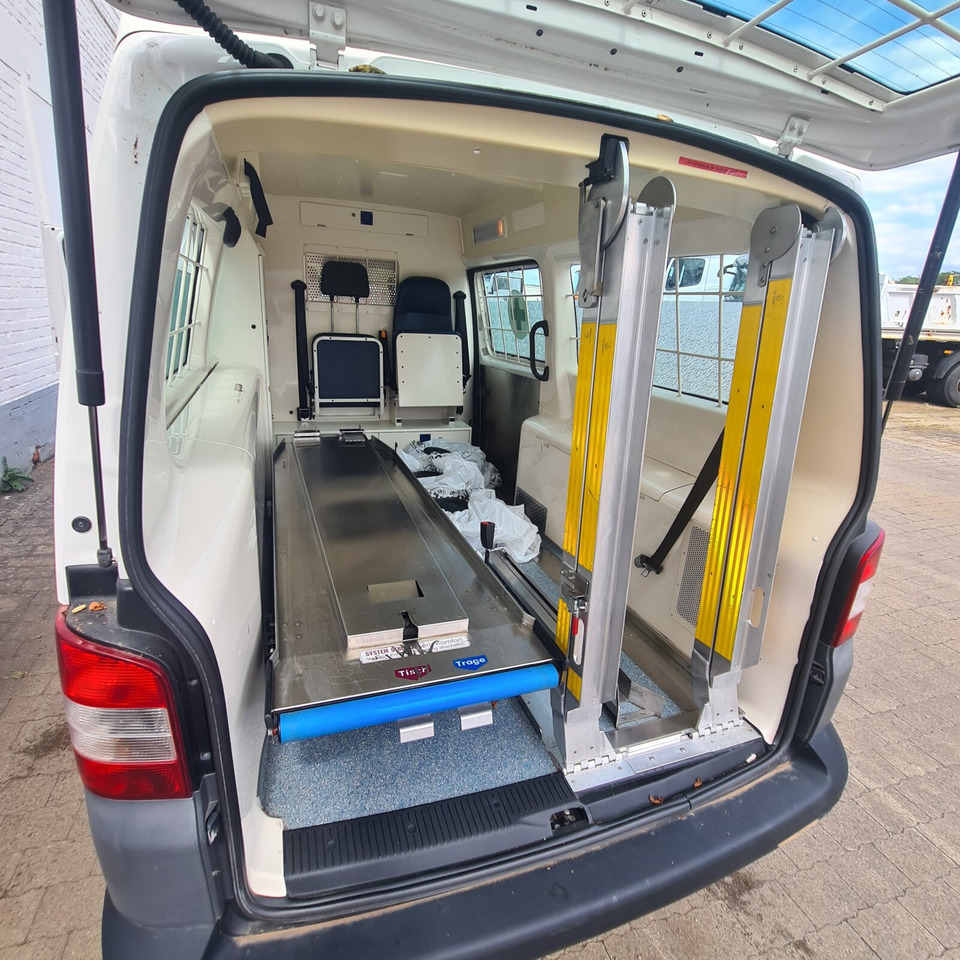 Volkswagen T5 2.0 TDI T5 2.0 TDI, Krankenwagen leasing Volkswagen T5 2.0 TDI T5 2.0 TDI, Krankenwagen: obrázek 6
