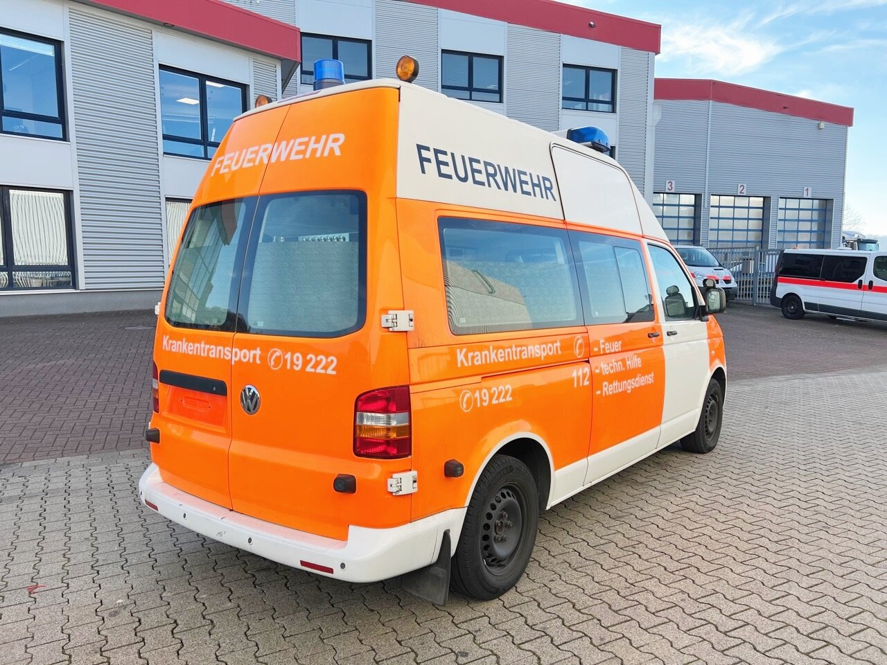 Volkswagen T5 2.5 TDI 4x2 T5 2.5 TDI 4x2, Krankenwagen leasing Volkswagen T5 2.5 TDI 4x2 T5 2.5 TDI 4x2, Krankenwagen: obrázek 14
