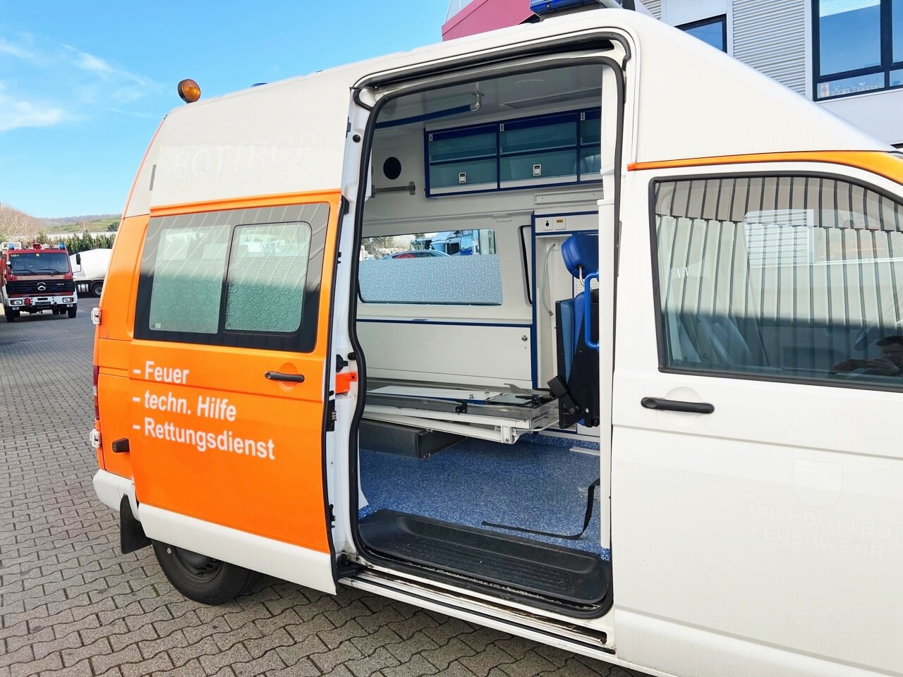 Volkswagen T5 2.5 TDI 4x2 T5 2.5 TDI 4x2, Krankenwagen leasing Volkswagen T5 2.5 TDI 4x2 T5 2.5 TDI 4x2, Krankenwagen: obrázek 10
