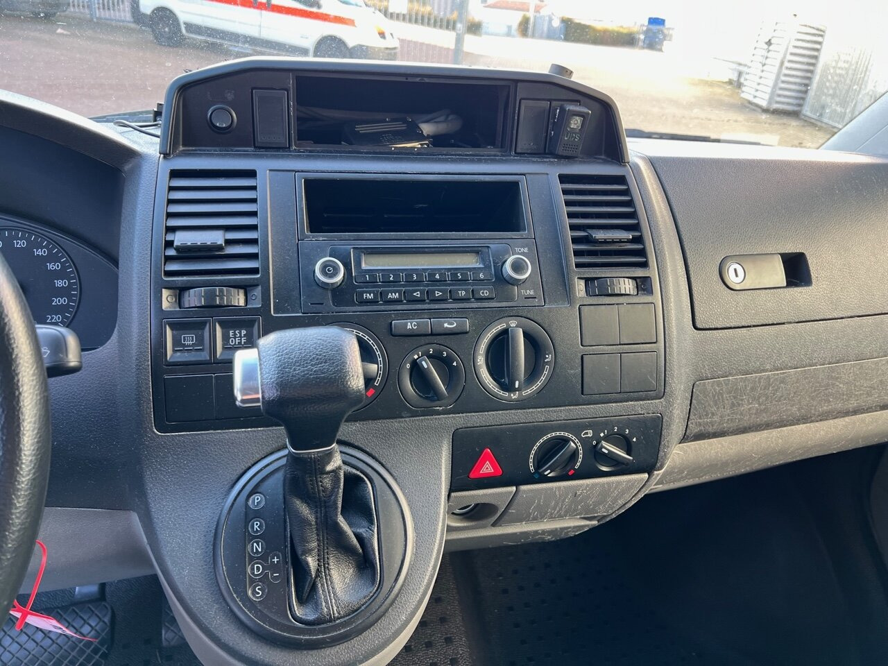 Volkswagen T5 2.5 TDI 4x2 T5 2.5 TDI 4x2, Krankenwagen leasing Volkswagen T5 2.5 TDI 4x2 T5 2.5 TDI 4x2, Krankenwagen: obrázek 6