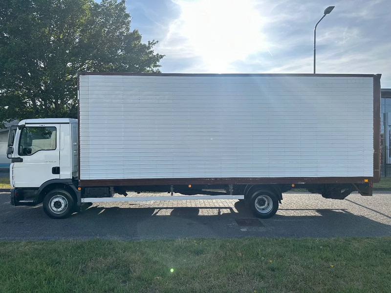 MAN TGL 12.210 MANUAL + 2000 KG LIFT + 2.60 M HIGH BIG BOX + AIRCO + SPRING / SPRING + 3 SEATS - Skříňový nákladní auto: obrázek 2 MAN TGL 12.210 MANUAL + 2000 KG LIFT + 2.60 M HIGH BIG BOX + AIRCO + SPRING / SPRING + 3 SEATS - Skříňový nákladní auto: obrázek 2