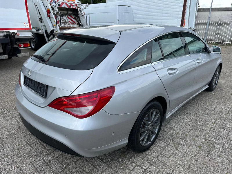 Mercedes-Benz CLA-Klasse 200 D - SHOOTING BRAKE + SUNROOF + NAVI - Osobní auto: obrázek 5 Mercedes-Benz CLA-Klasse 200 D - SHOOTING BRAKE + SUNROOF + NAVI - Osobní auto: obrázek 5
