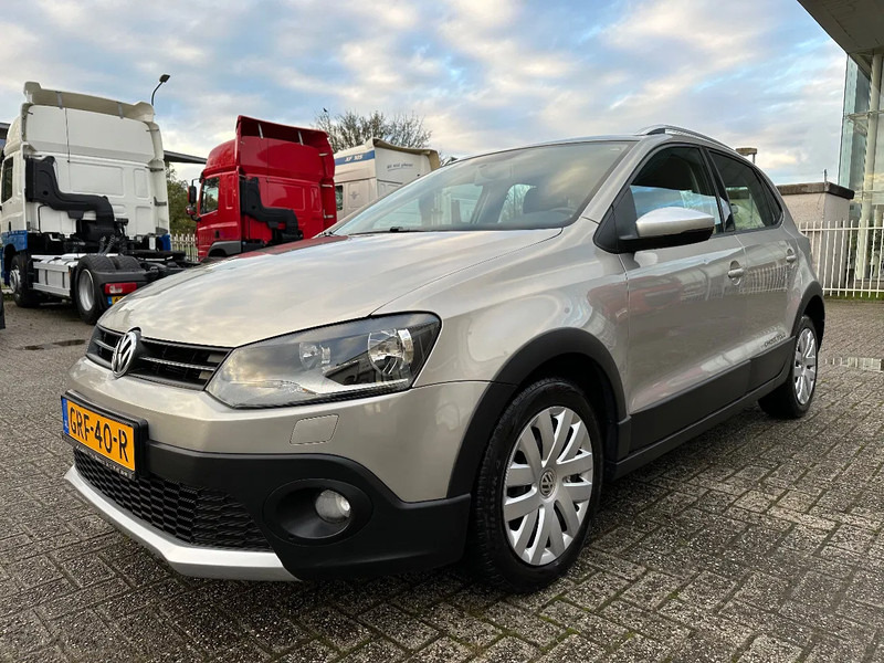 Volkswagen Polo 1.2 TSI CROSS + AUTOMATIC + 101.474 KM + APK/TUV - Hatchback: obrázek 1 Volkswagen Polo 1.2 TSI CROSS + AUTOMATIC + 101.474 KM + APK/TUV - Hatchback: obrázek 1