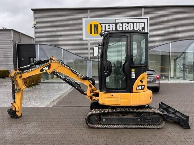 CAT 303 E CR - Mini rýpadlo: obrázek 1 CAT 303 E CR - Mini rýpadlo: obrázek 1