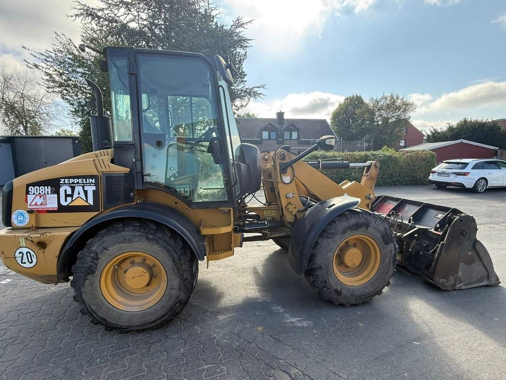 CAT 908 H 2  - Kolový nakladač: obrázek 4 CAT 908 H 2  - Kolový nakladač: obrázek 4