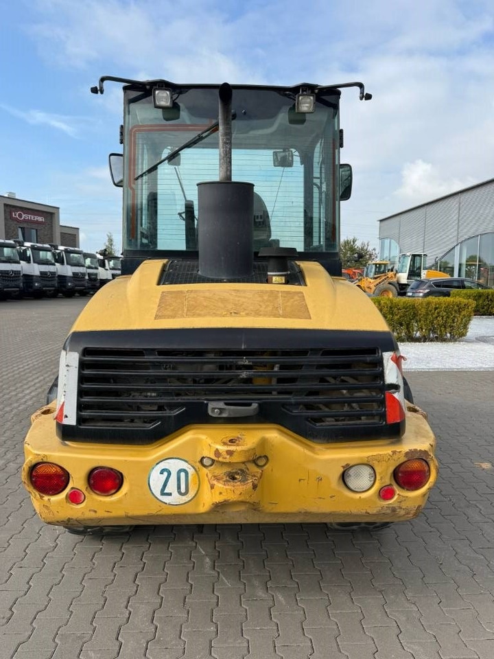 CAT 908 H  - Kolový nakladač: obrázek 4 CAT 908 H  - Kolový nakladač: obrázek 4