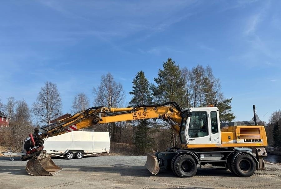 Liebherr A 914 Litronic A2-PL Tiltrotator 30Km/h - Kolesové rýpadlo: obrázek 1 Liebherr A 914 Litronic A2-PL Tiltrotator 30Km/h - Kolesové rýpadlo: obrázek 1