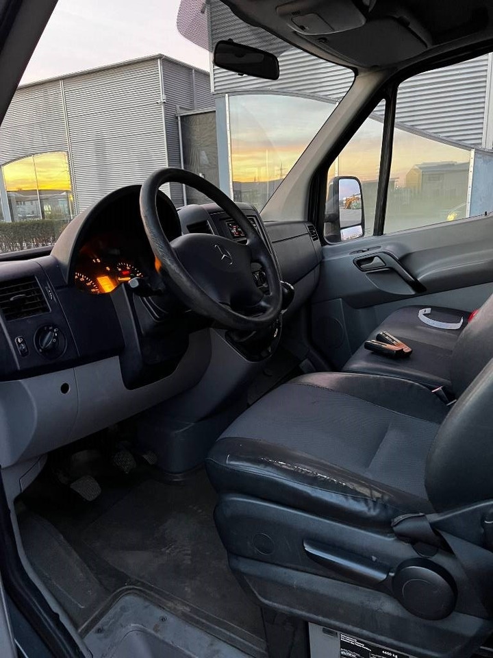 Přepravník automobilů Mercedes-Benz 515 CDI: obrázek 15