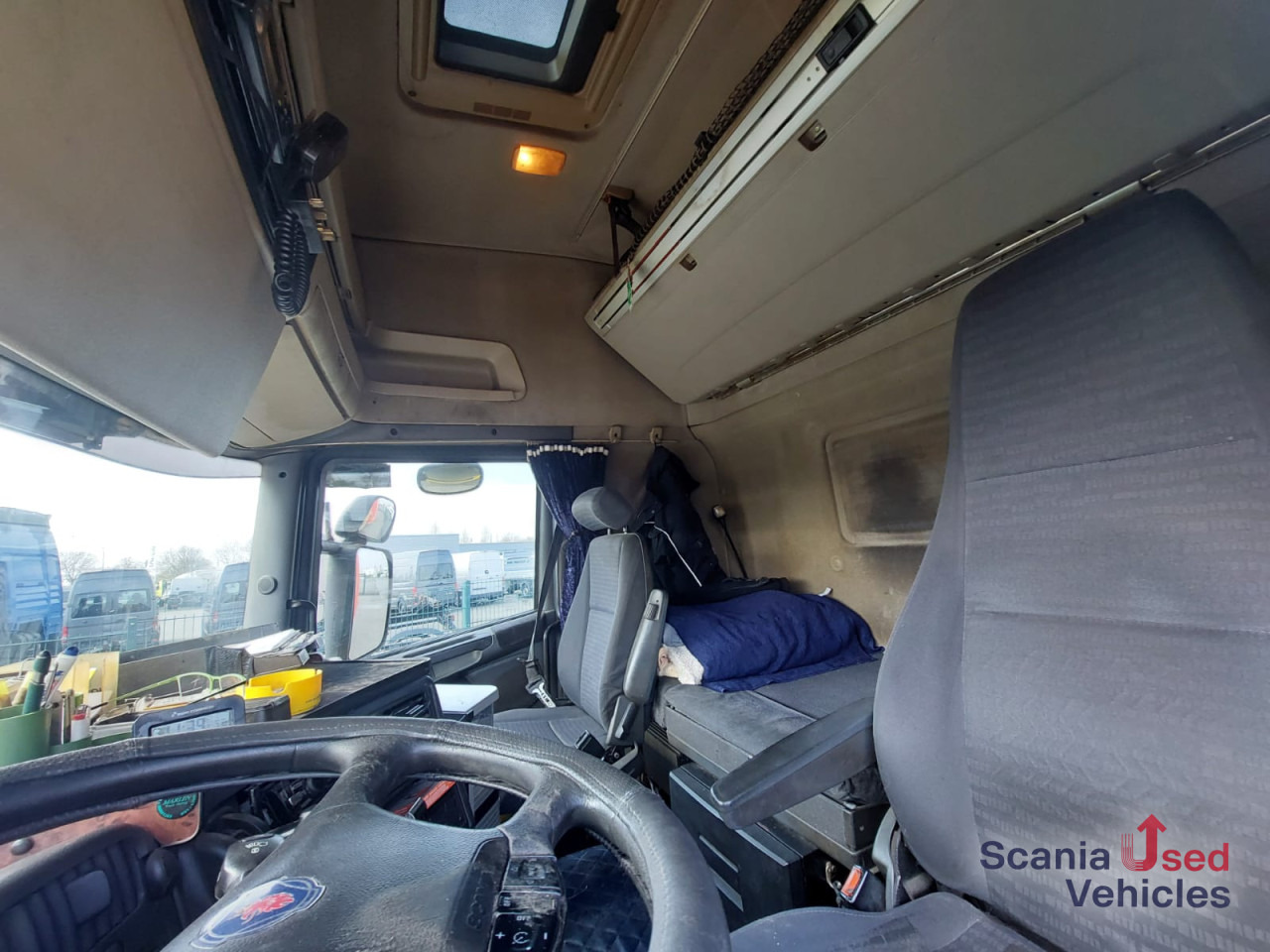 SCANIA R 420 LA4x2MEB Volumen MEGA JumbO Vollluft - Tahač: obrázek 4 SCANIA R 420 LA4x2MEB Volumen MEGA JumbO Vollluft - Tahač: obrázek 4