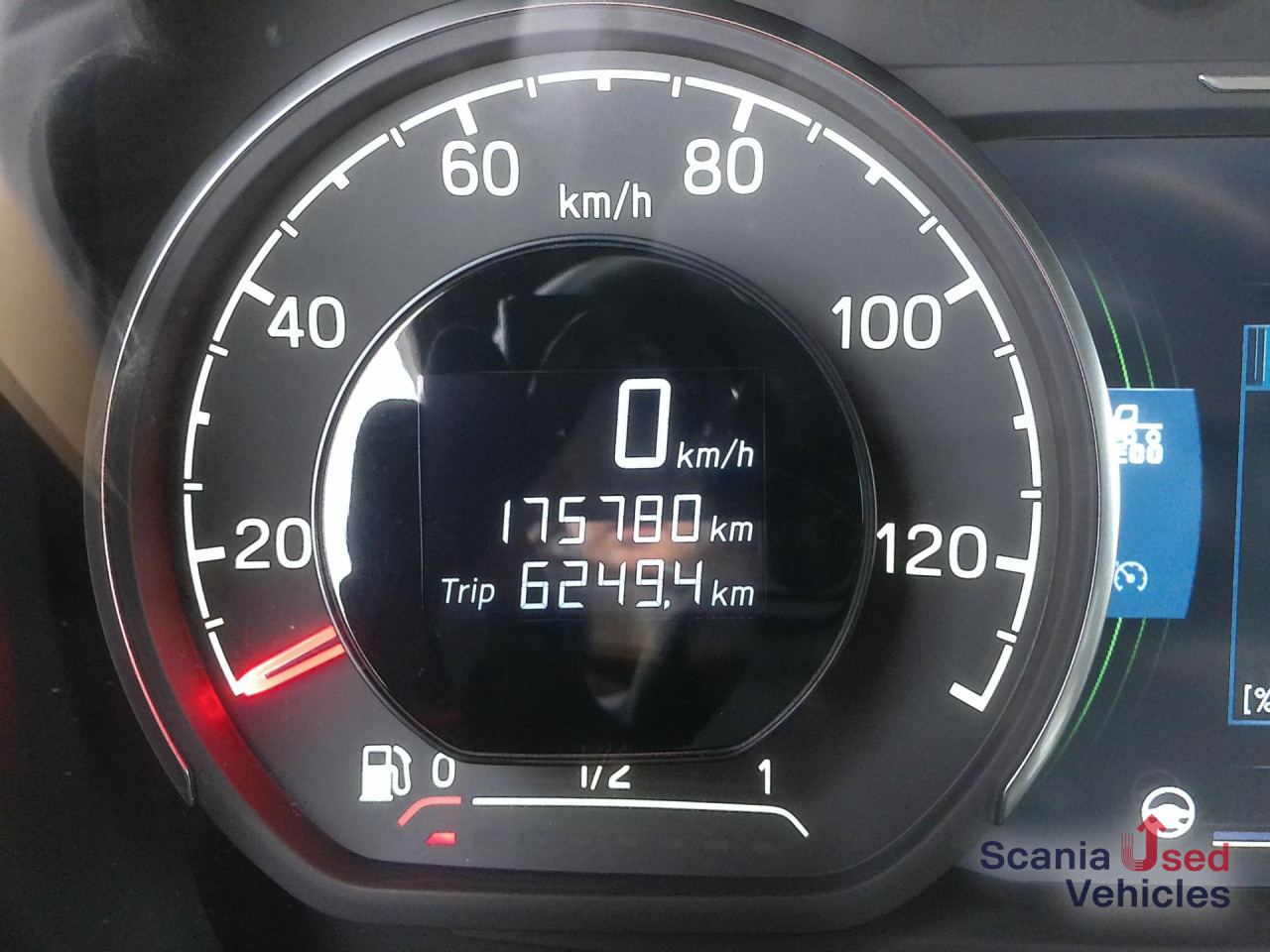 SCANIA R 460 A4x2EB - Tahač: obrázek 4 SCANIA R 460 A4x2EB - Tahač: obrázek 4