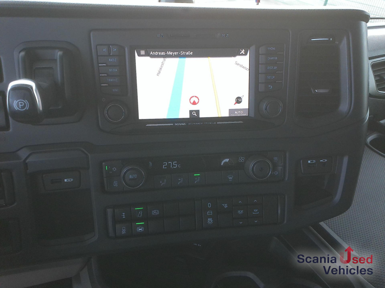 SCANIA R 460 A4x2NA - Tahač: obrázek 3 SCANIA R 460 A4x2NA - Tahač: obrázek 3