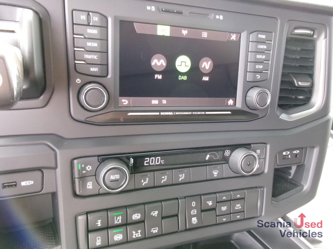 SCANIA R 460 A4x2NA - Tahač: obrázek 3 SCANIA R 460 A4x2NA - Tahač: obrázek 3