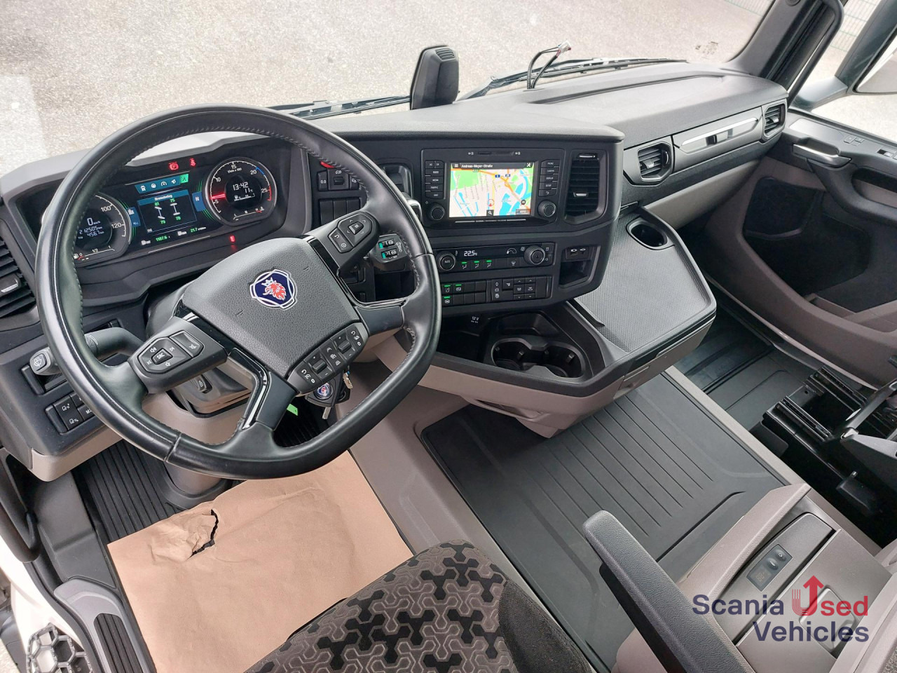 SCANIA R 460 A4x2NA, SUPER, Navi, Standklima - Tahač: obrázek 3 SCANIA R 460 A4x2NA, SUPER, Navi, Standklima - Tahač: obrázek 3