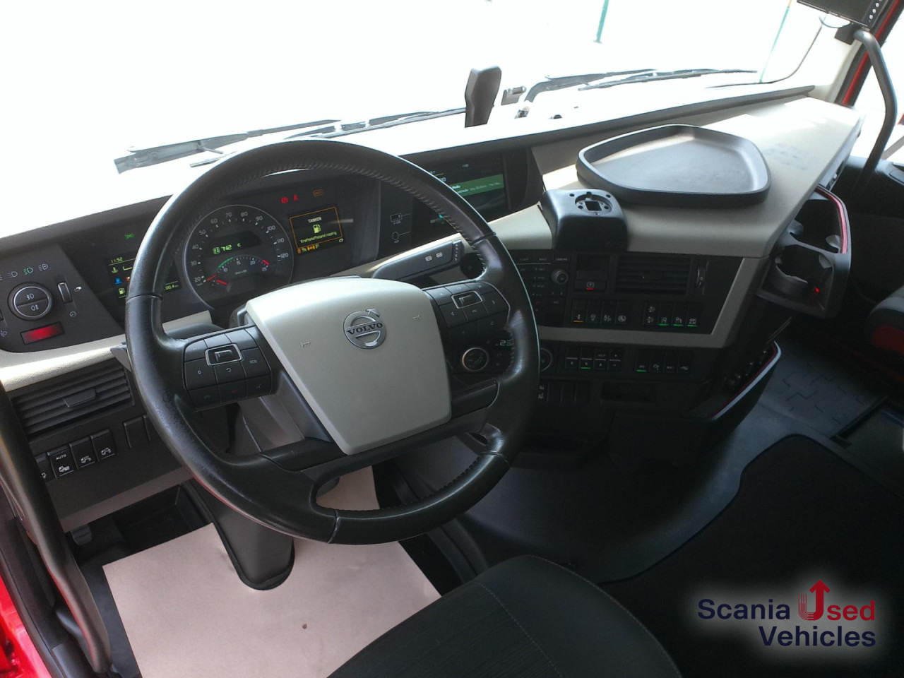 VOLVO FH 13.500 Top Zustand! - Tahač: obrázek 2 VOLVO FH 13.500 Top Zustand! - Tahač: obrázek 2