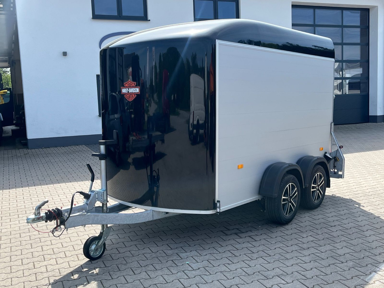 Cheval Liberte C7 2000KG Motorradanhänger Kofferanhänger - Přepravník motocyklů: obrázek 1 Cheval Liberte C7 2000KG Motorradanhänger Kofferanhänger - Přepravník motocyklů: obrázek 1