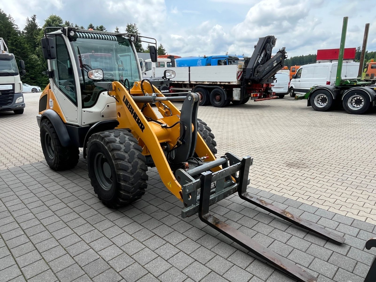 Liebherr 506 Compact Schaufel Gabel - Kolový nakladač: obrázek 5 Liebherr 506 Compact Schaufel Gabel - Kolový nakladač: obrázek 5