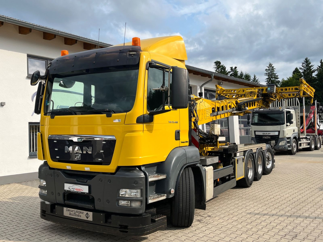 MAN TGS 35.480 8x4-4BL Deuringer Garagentransporter - Auto s hydraulickou rukou: obrázek 1 MAN TGS 35.480 8x4-4BL Deuringer Garagentransporter - Auto s hydraulickou rukou: obrázek 1