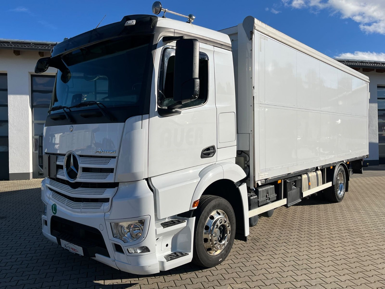 Mercedes-Benz Antos 1836 Klappwand Getränkekoffer beheizt - Přepravník nápojů: obrázek 1 Mercedes-Benz Antos 1836 Klappwand Getränkekoffer beheizt - Přepravník nápojů: obrázek 1