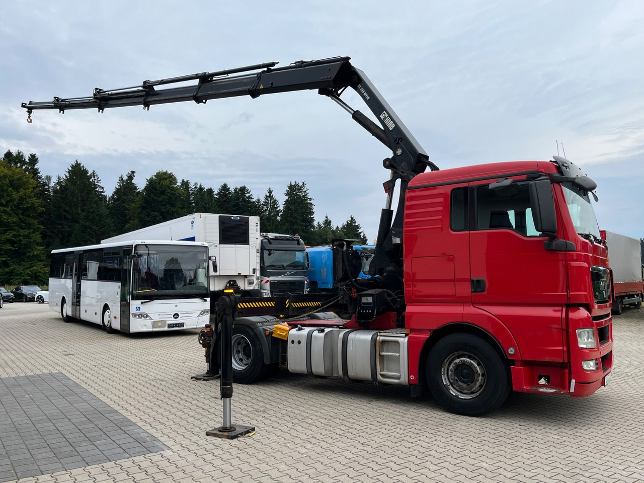 MAN TGX 18.400 mit Kran HIAB 288E P-5 HIPRO - Tahač: obrázek 3 MAN TGX 18.400 mit Kran HIAB 288E P-5 HIPRO - Tahač: obrázek 3