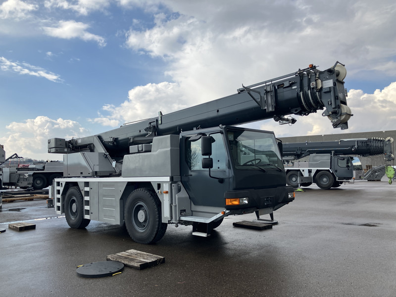 Liebherr LTM 1030-2.1 - Autojeřáb: obrázek 1 Liebherr LTM 1030-2.1 - Autojeřáb: obrázek 1