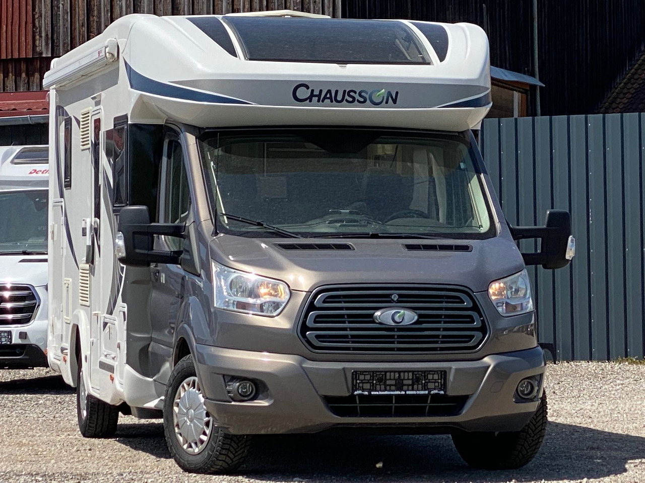 Chausson 610 - Polointegrovaný obytný vůz: obrázek 1 Chausson 610 - Polointegrovaný obytný vůz: obrázek 1