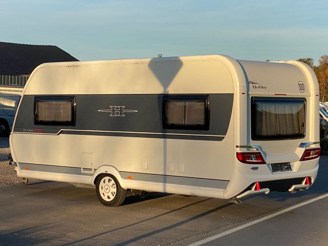 Hobby 495 UL, Einzellbetten, Mover, Vorzelt, - Karavan: obrázek 5 Hobby 495 UL, Einzellbetten, Mover, Vorzelt, - Karavan: obrázek 5