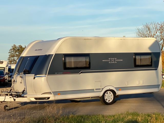 Hobby 495 UL, Einzellbetten, Mover, Vorzelt, - Karavan: obrázek 2 Hobby 495 UL, Einzellbetten, Mover, Vorzelt, - Karavan: obrázek 2