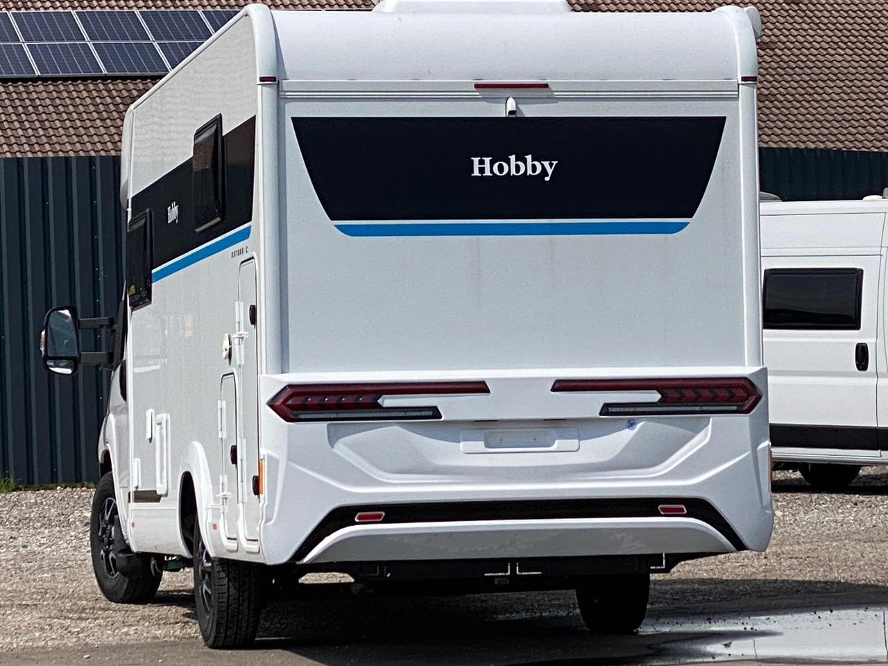 Hobby OnTour C 700 GQ MJ25/MARKISE/RFK/SAFETY-PAKET - Polointegrovaný obytný vůz: obrázek 4 Hobby OnTour C 700 GQ MJ25/MARKISE/RFK/SAFETY-PAKET - Polointegrovaný obytný vůz: obrázek 4