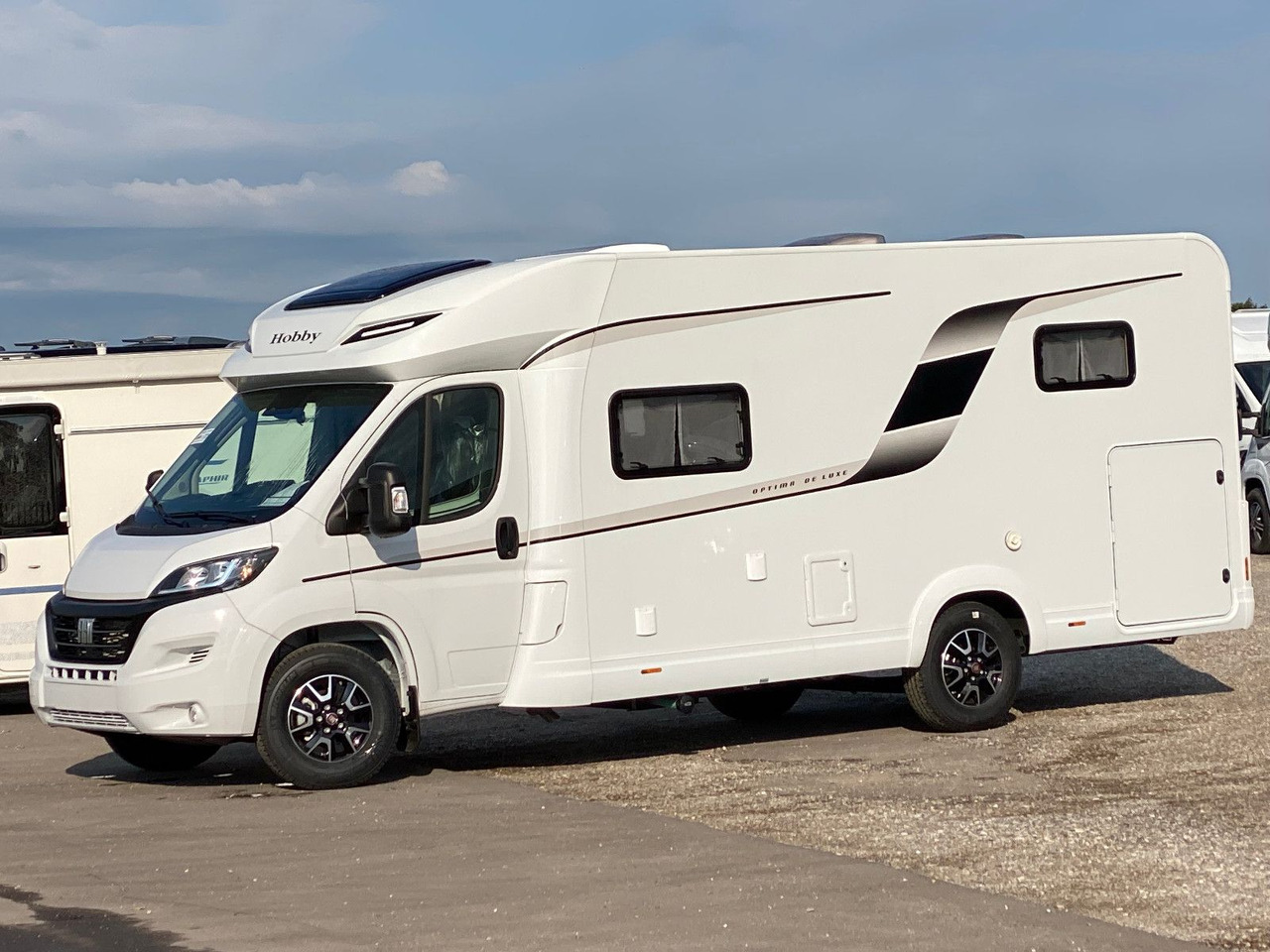 Hobby Optima De Luxe T65 GE Modell 2024 - Polointegrovaný obytný vůz: obrázek 2 Hobby Optima De Luxe T65 GE Modell 2024 - Polointegrovaný obytný vůz: obrázek 2