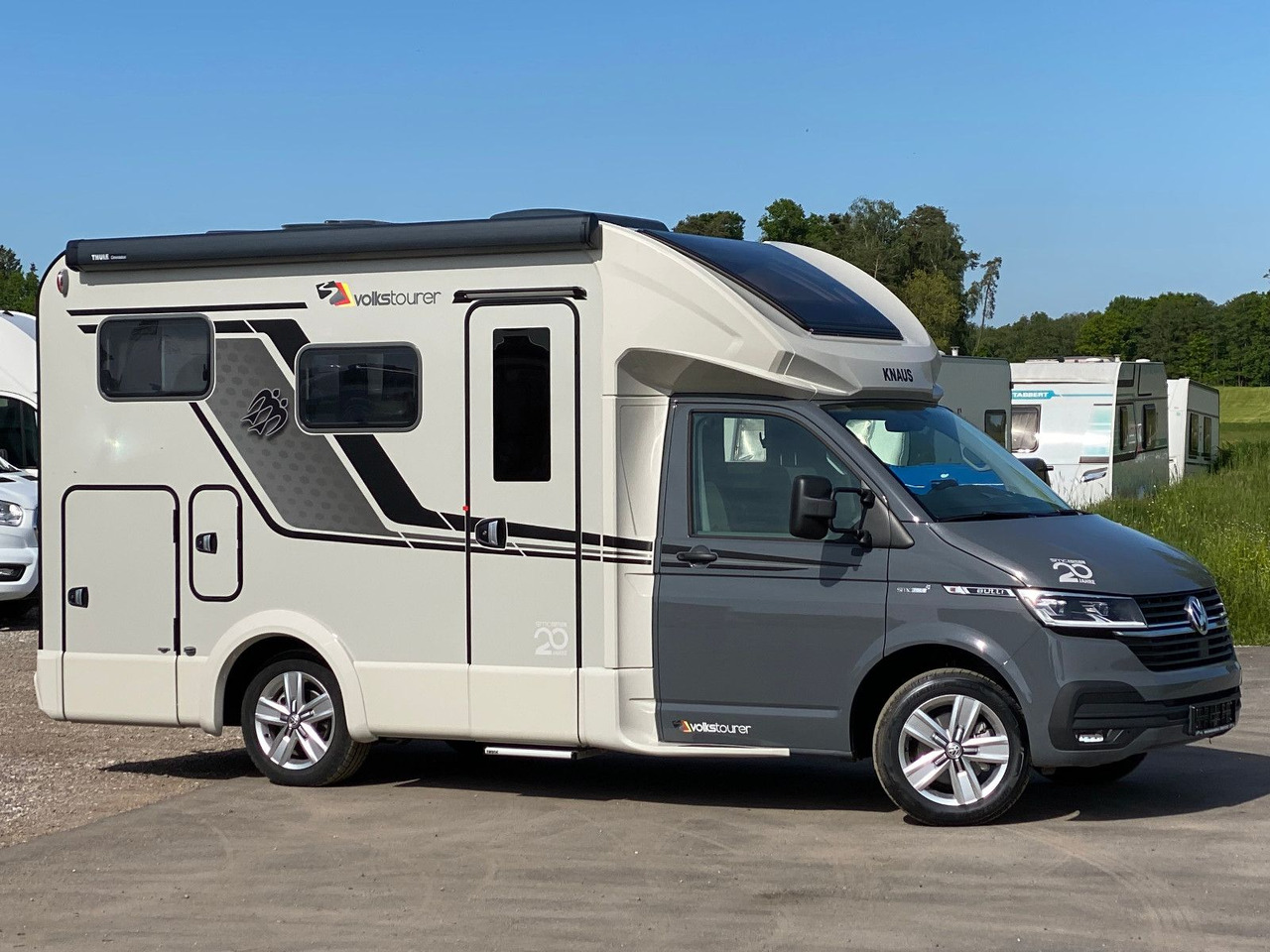 Knaus TOURER Vansation 500 MQ,4 Personen,AHK,slidebett - Polointegrovaný obytný vůz: obrázek 3 Knaus TOURER Vansation 500 MQ,4 Personen,AHK,slidebett - Polointegrovaný obytný vůz: obrázek 3